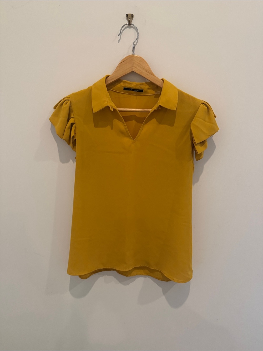 T Tahari Mustard Ruffled Sleeve V-Neck Collared Blouse